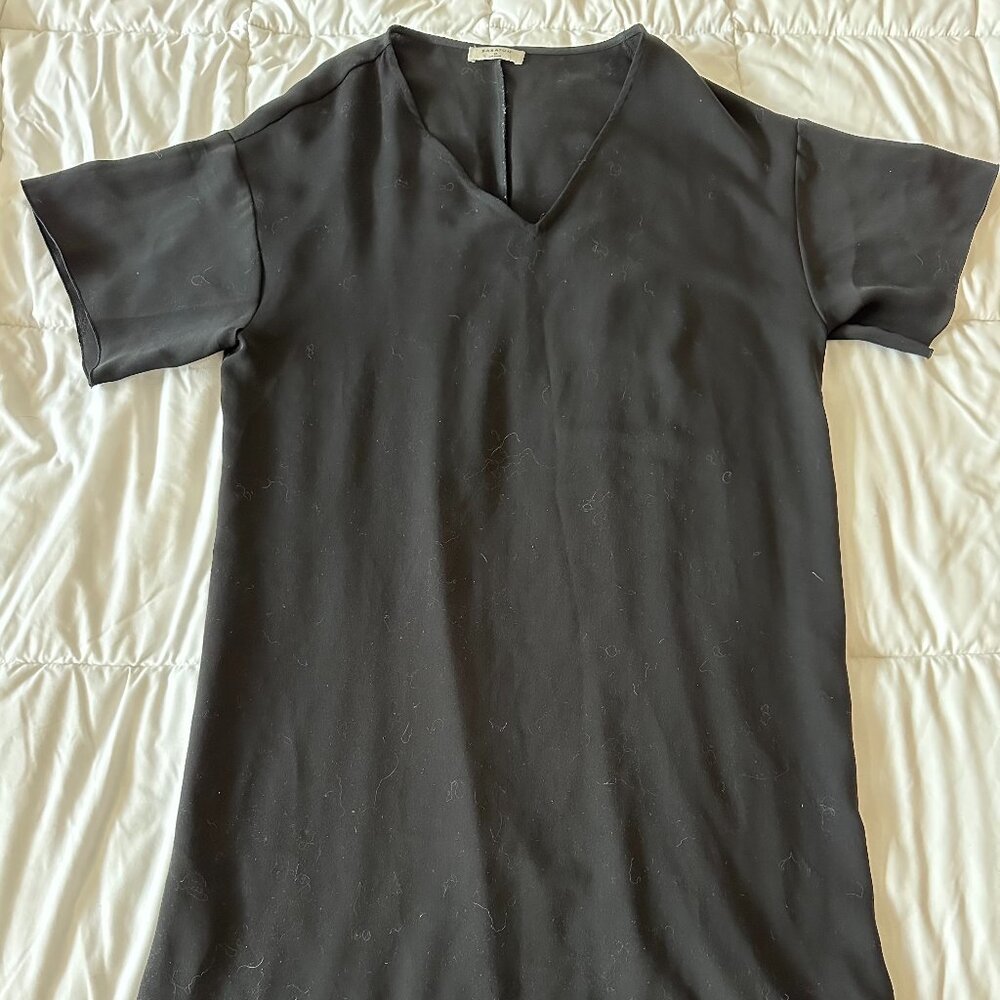 BLACK BABATON DRESS – V-NECK – SHORT SLEEVES - MEDIUM
